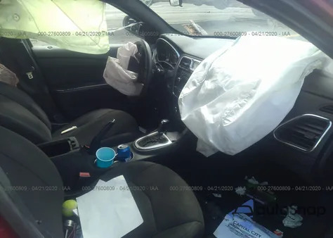 2014 Chrysler 200 Lx z USA, uszkodzony, nr VIN 1C3CCBAB9EN208232